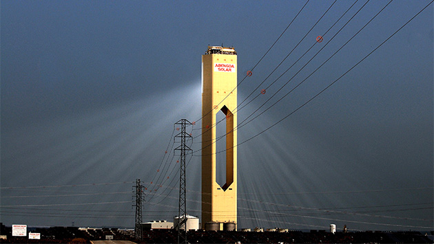 Los pies de barro del gigante Abengoa