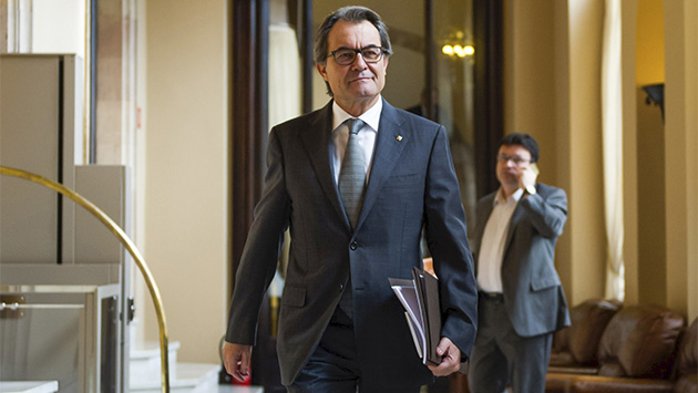 Artur Mas: el mesías gafe