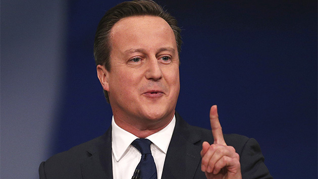 Cameron escenifica un giro al centro sin abandonar los recortes sociales